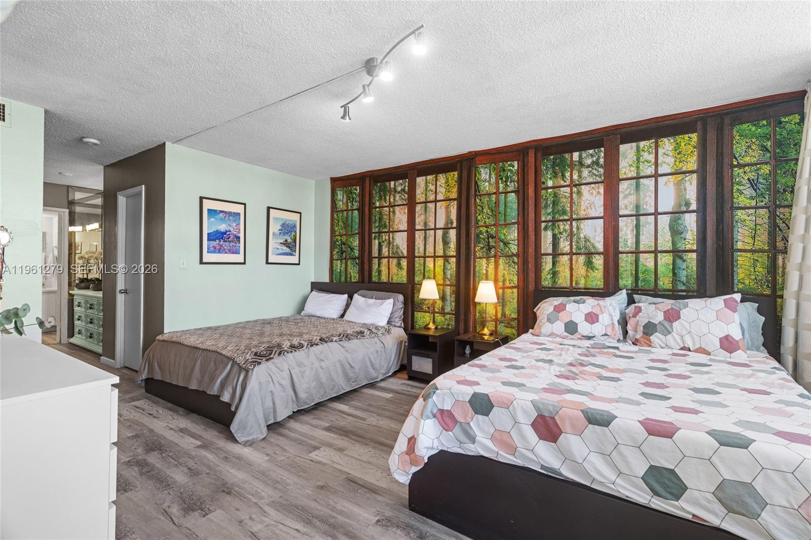 JADE WINDS GROUP BAMBOO G - Residential