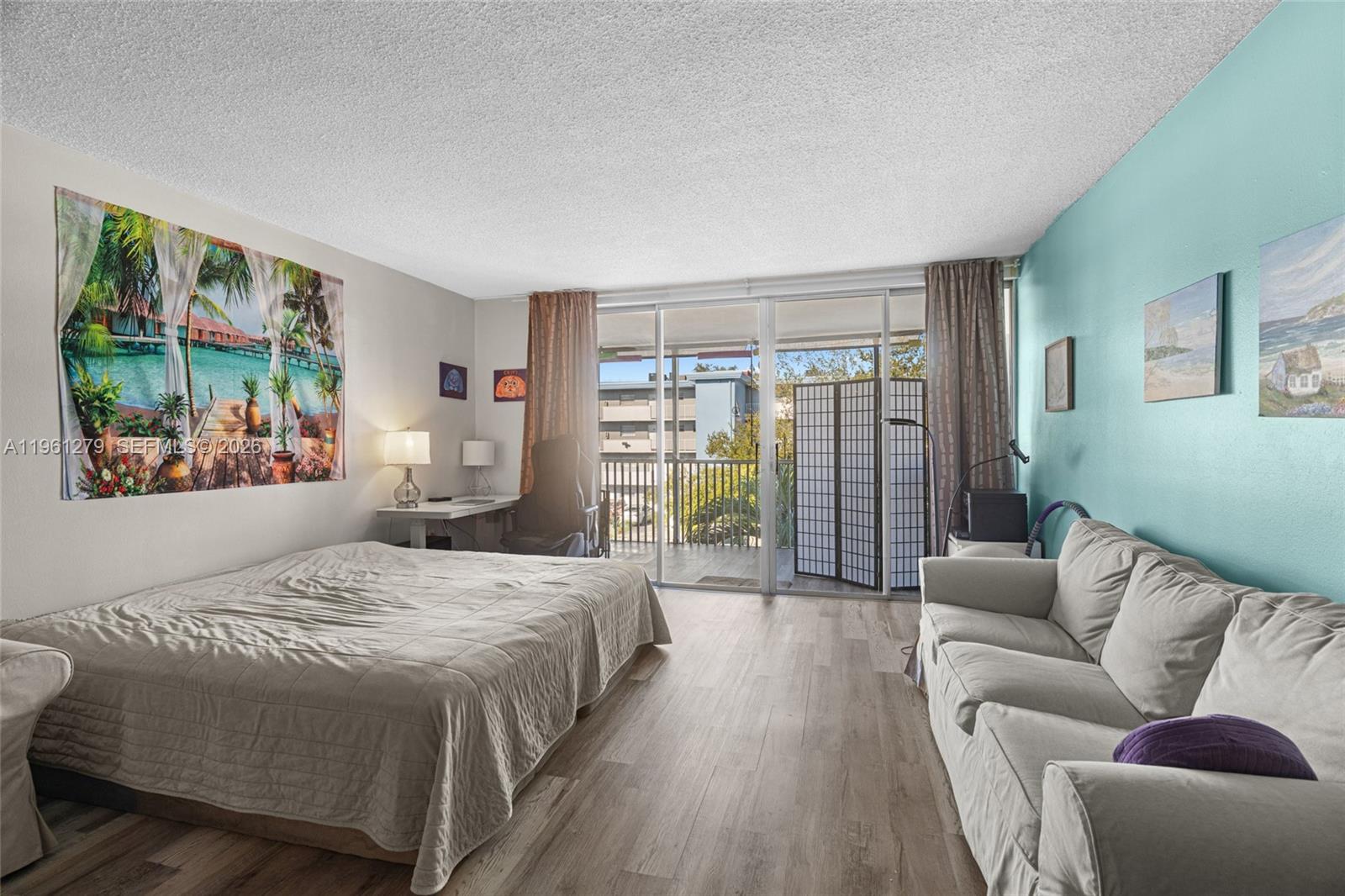 JADE WINDS GROUP BAMBOO G - Residential