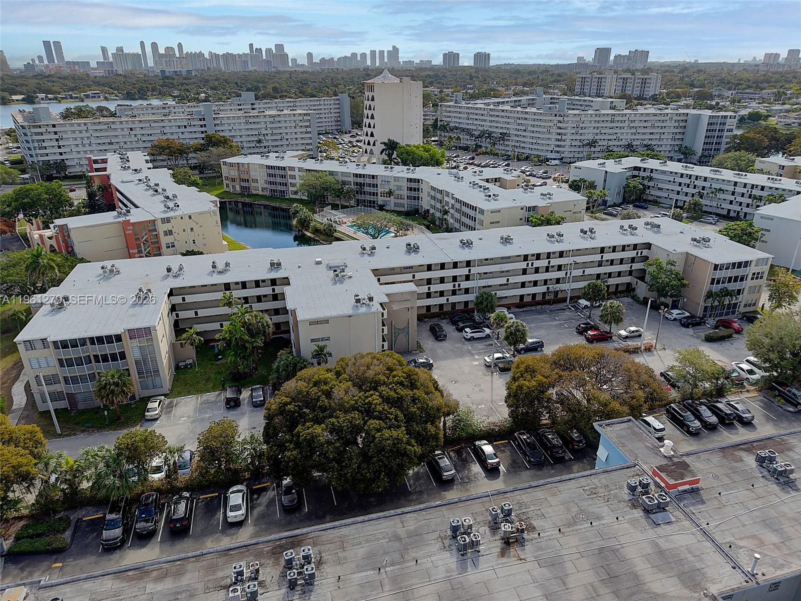 JADE WINDS GROUP BAMBOO G - Residential