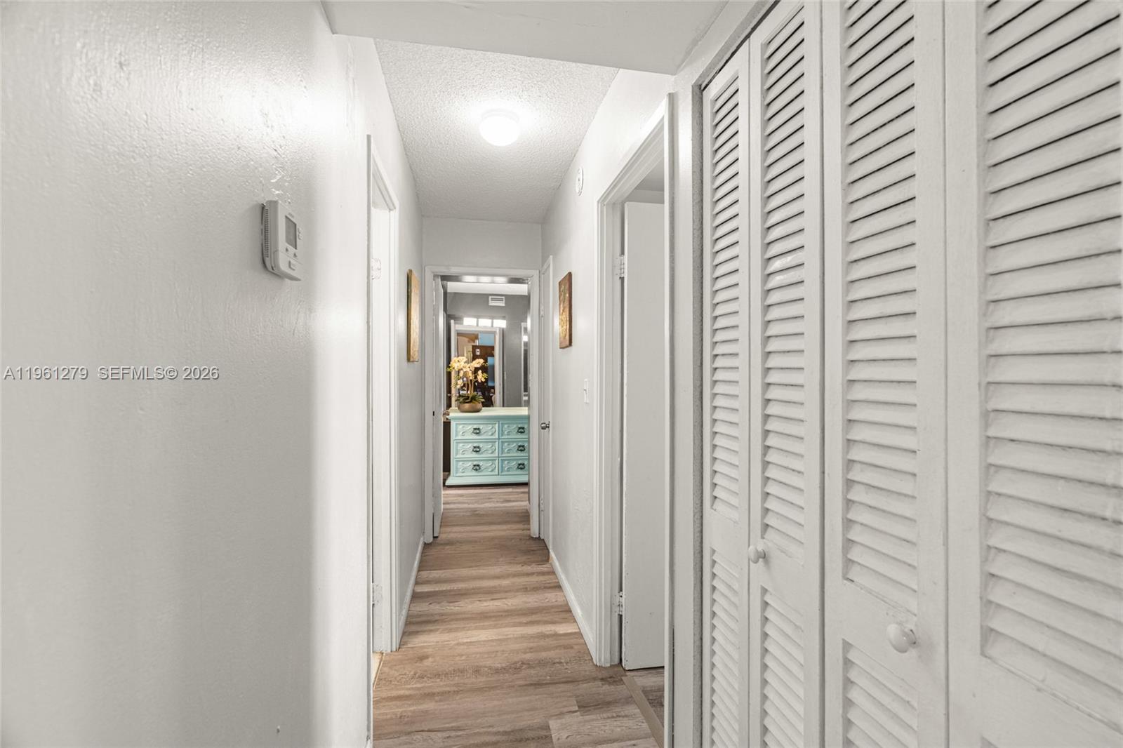 JADE WINDS GROUP BAMBOO G - Residential