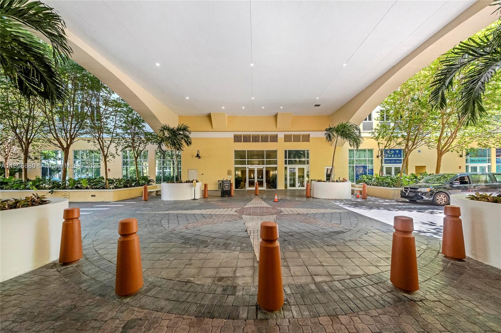 TOSCANO CONDO - Residential Lease