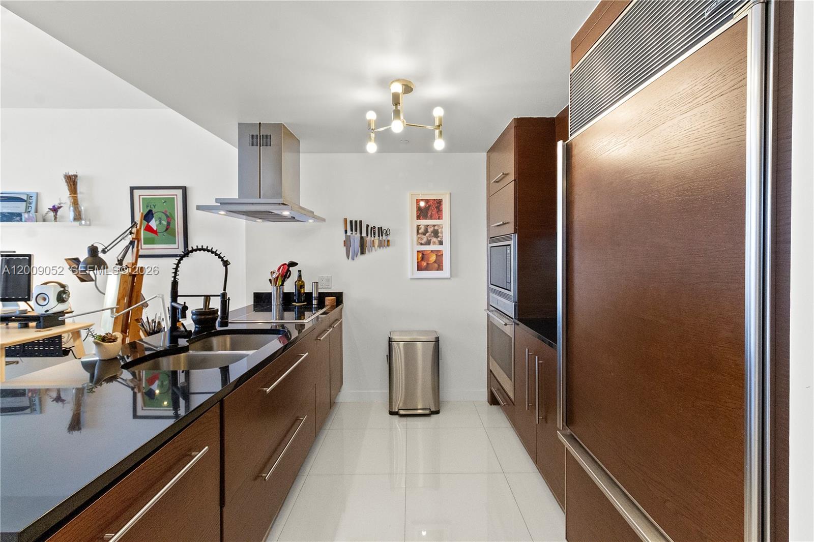 ICON BRICKELL NO TWO - Residential