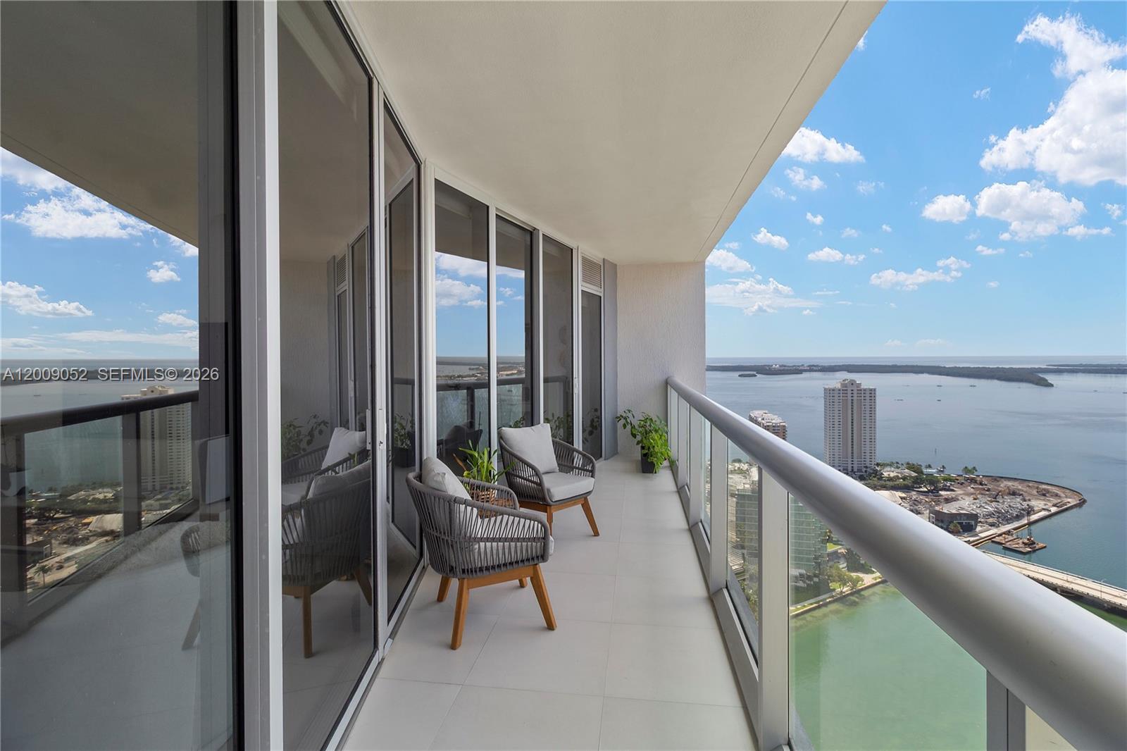 ICON BRICKELL NO TWO - Residential