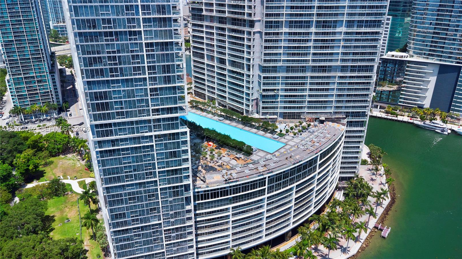 ICON BRICKELL NO TWO - Residential