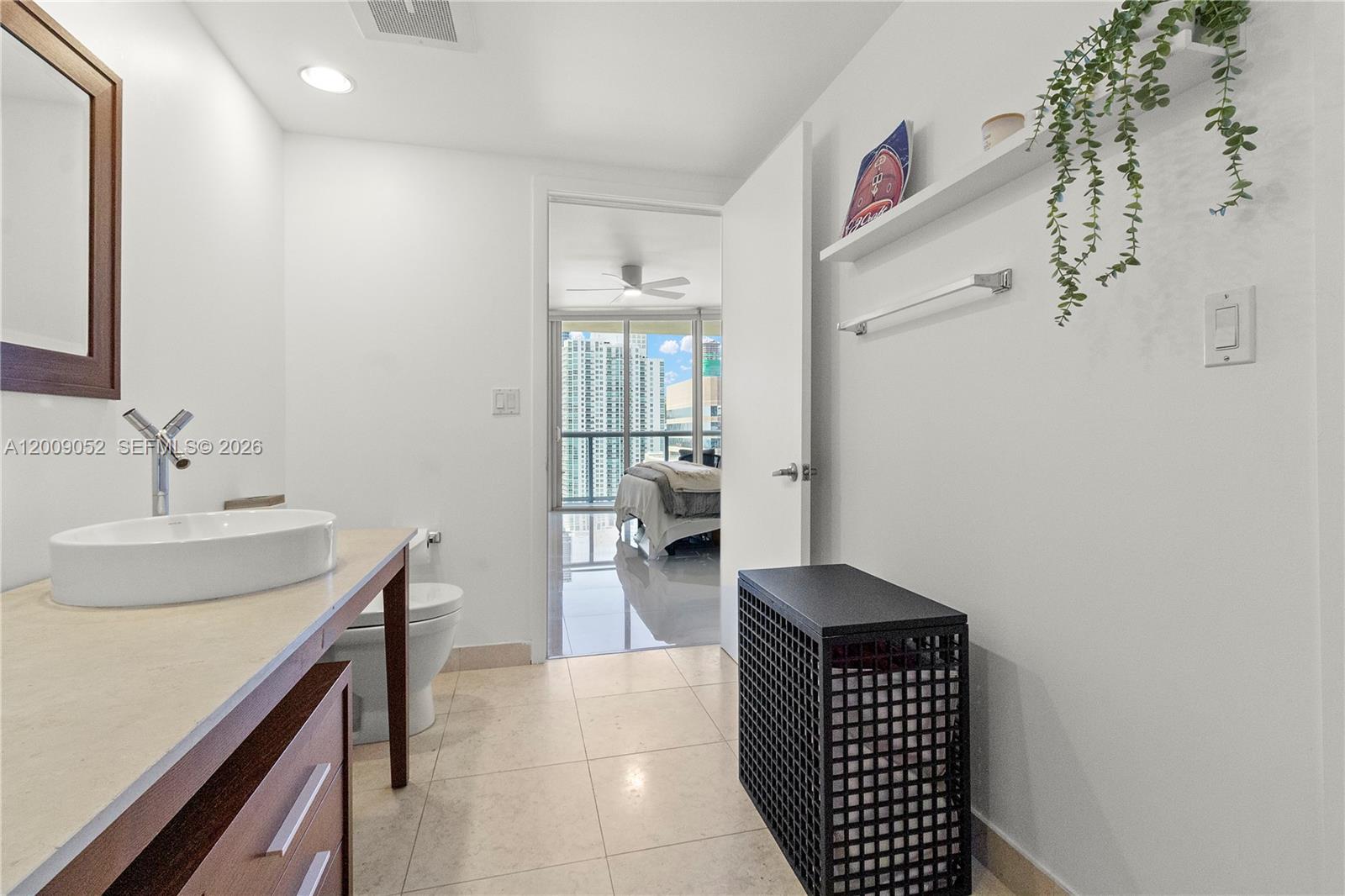 ICON BRICKELL NO TWO - Residential