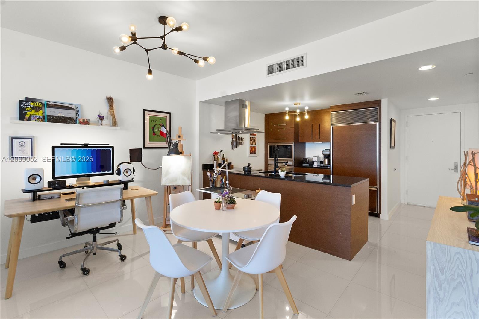 ICON BRICKELL NO TWO - Residential