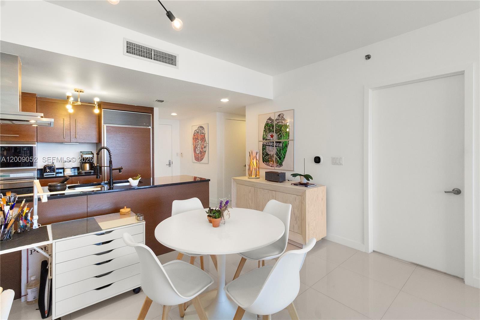 ICON BRICKELL NO TWO - Residential