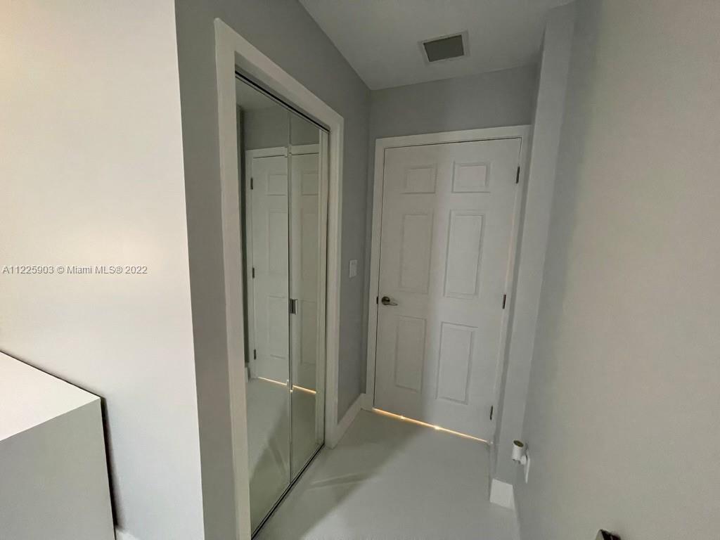 FLORIDA FRUIT LAND COMPAN - Residential Lease