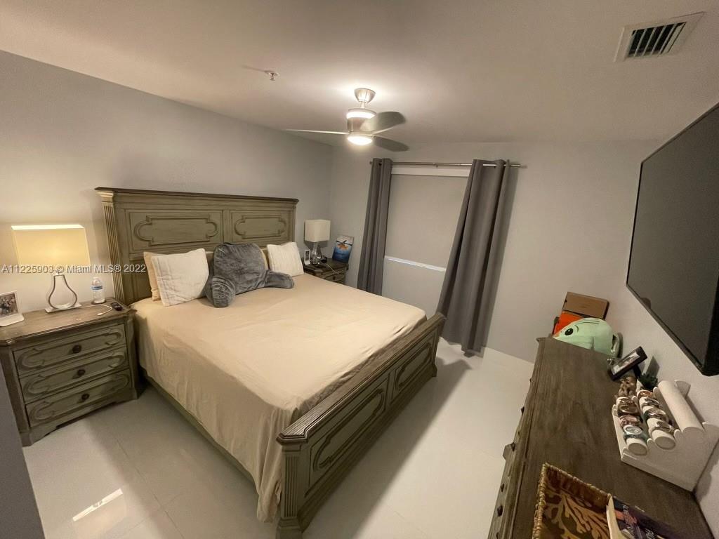 FLORIDA FRUIT LAND COMPAN - Residential Lease