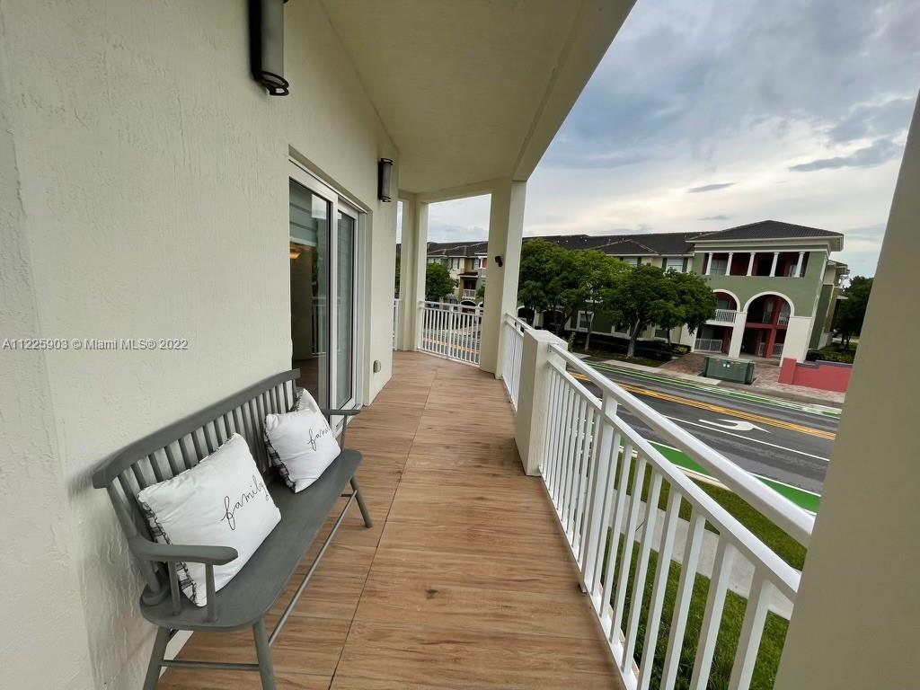 FLORIDA FRUIT LAND COMPAN - Residential Lease