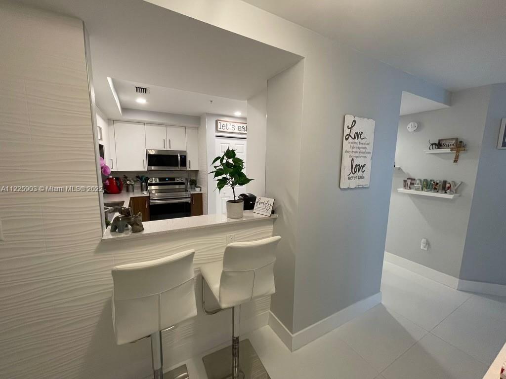 FLORIDA FRUIT LAND COMPAN - Residential Lease