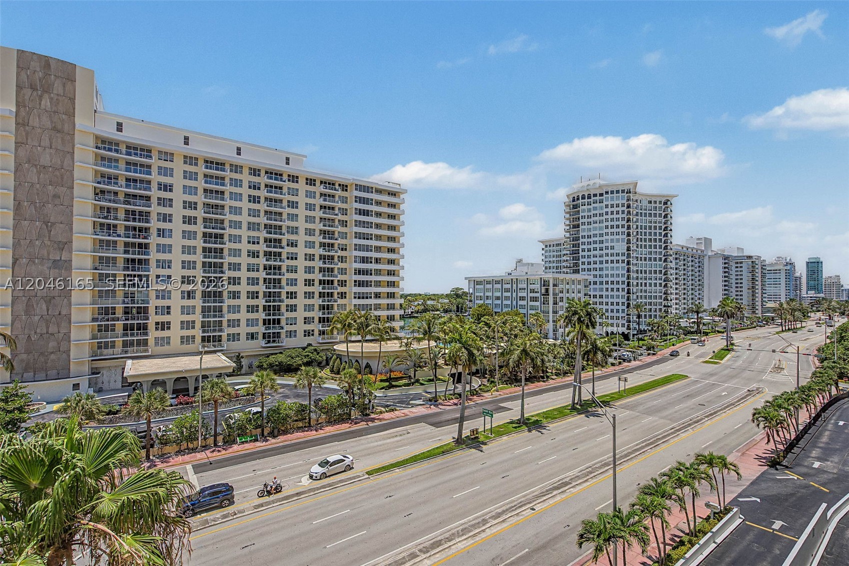 5555 Collins Ave 7B