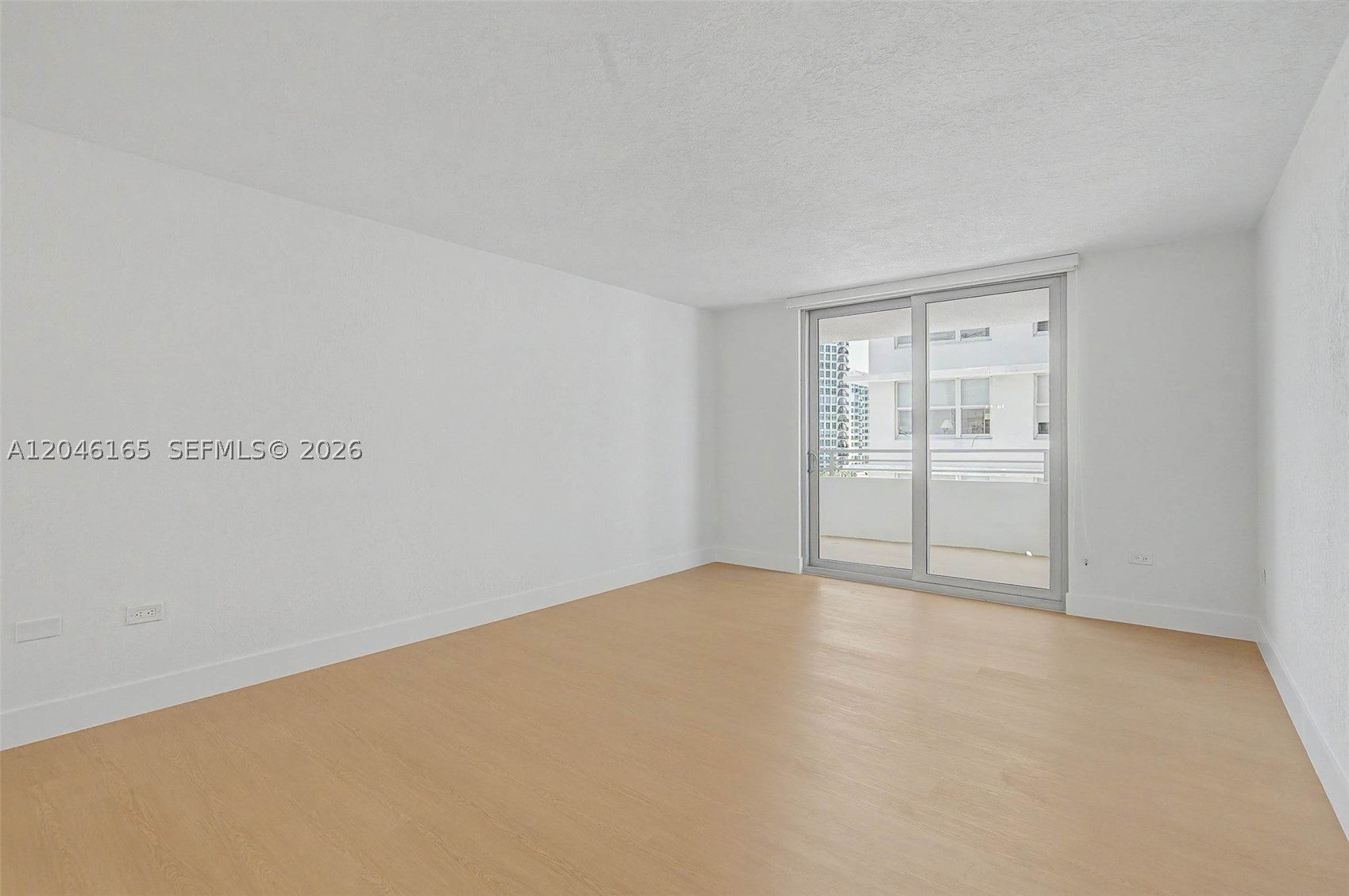 5555 Collins Ave 7B