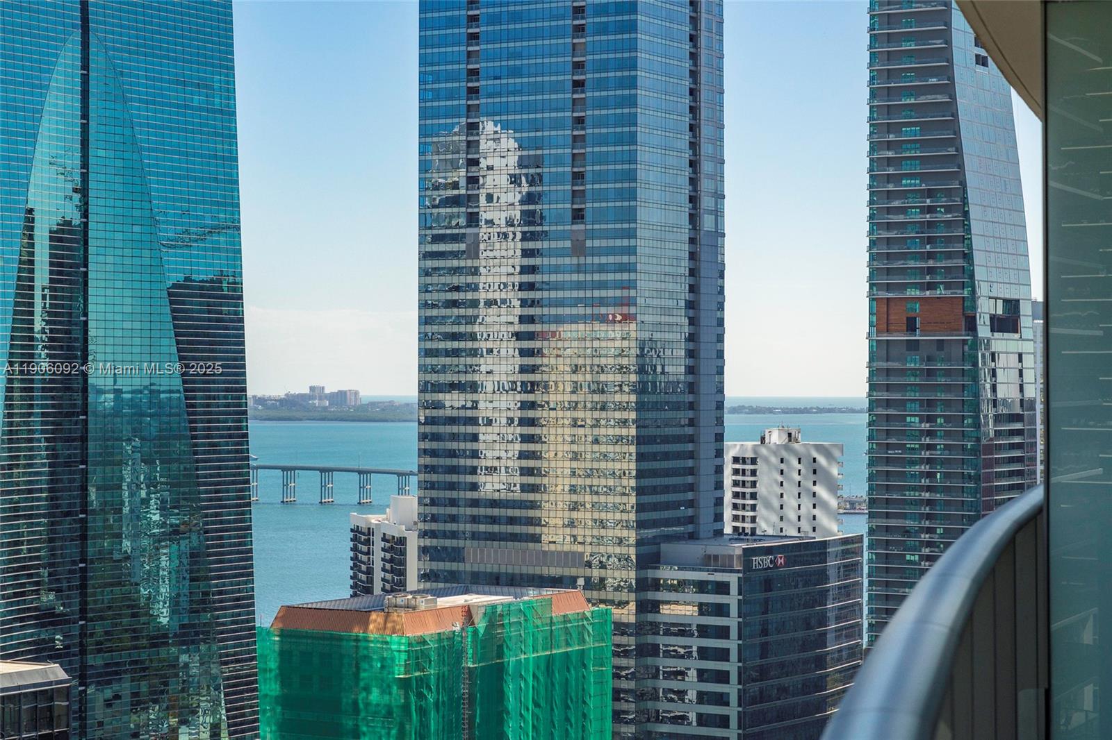 1100 MILLECENTO RESIDENCE - Residential