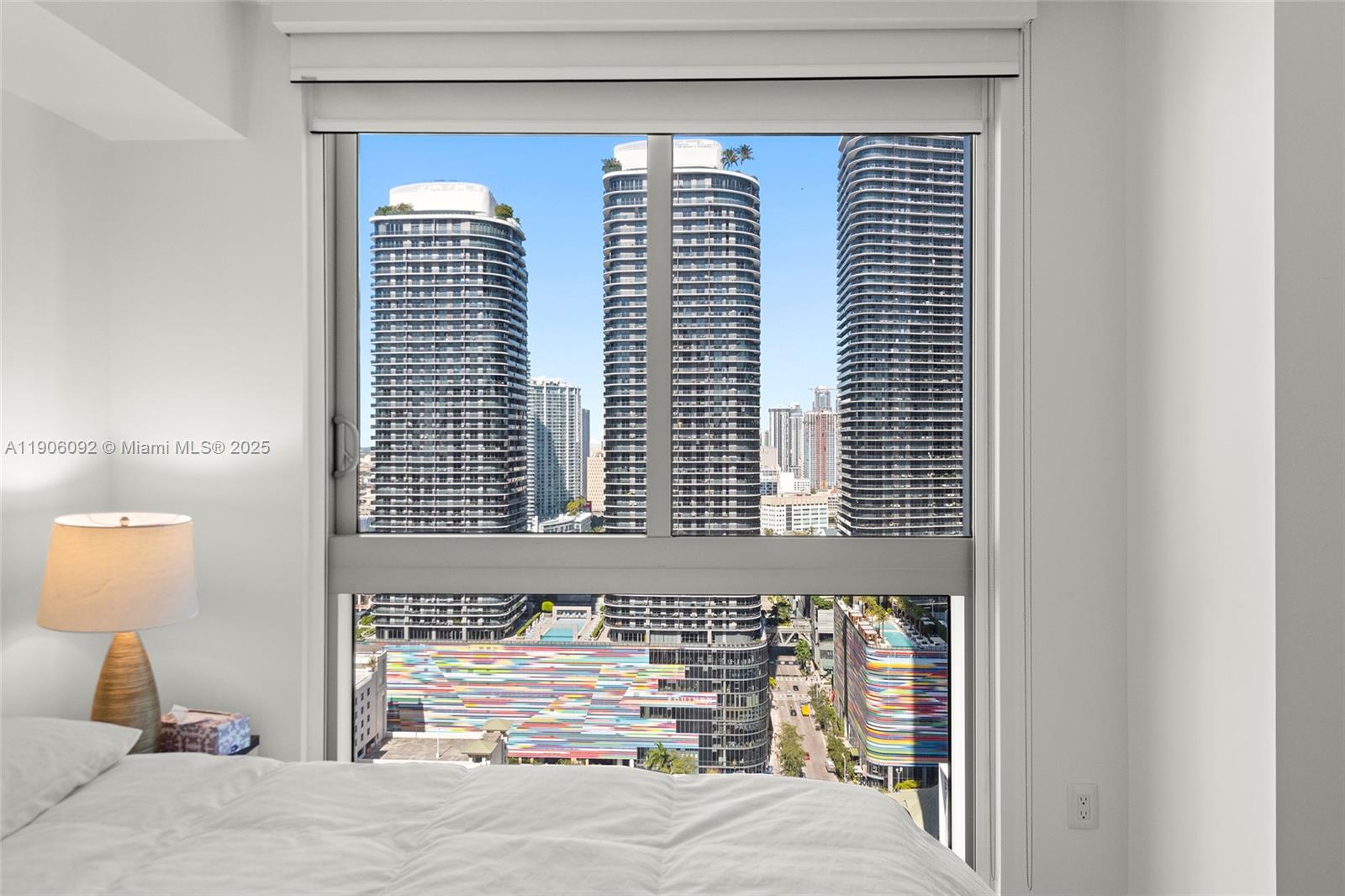 1100 MILLECENTO RESIDENCE - Residential