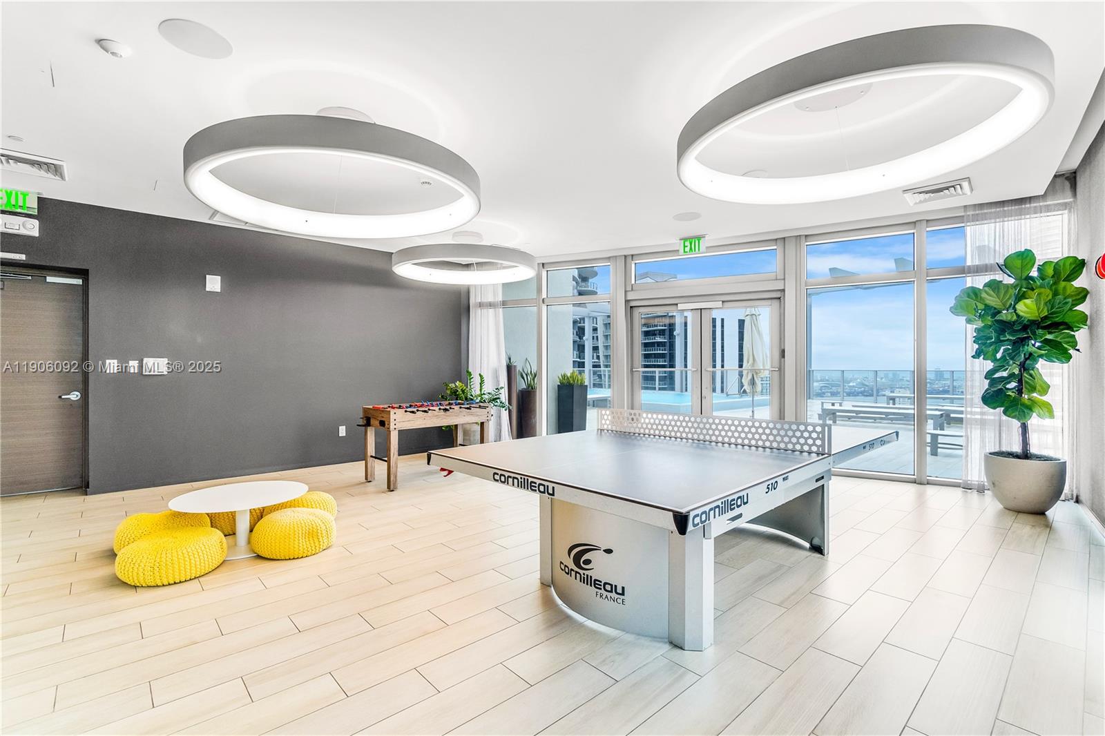 1100 MILLECENTO RESIDENCE - Residential