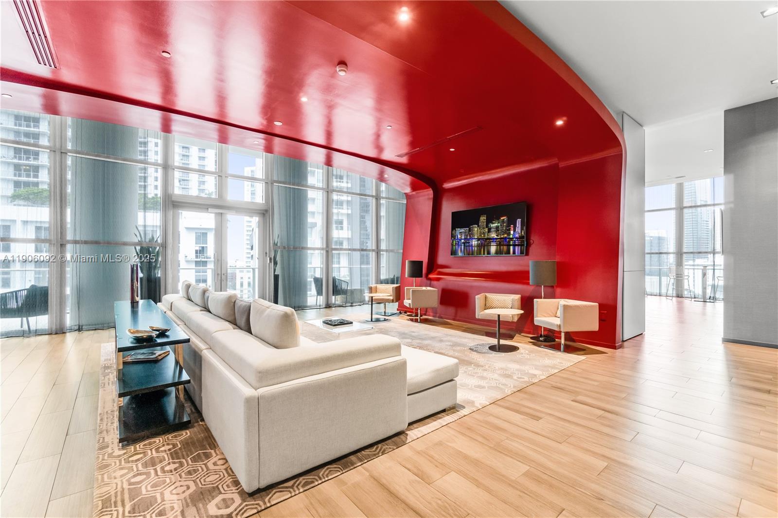 1100 MILLECENTO RESIDENCE - Residential