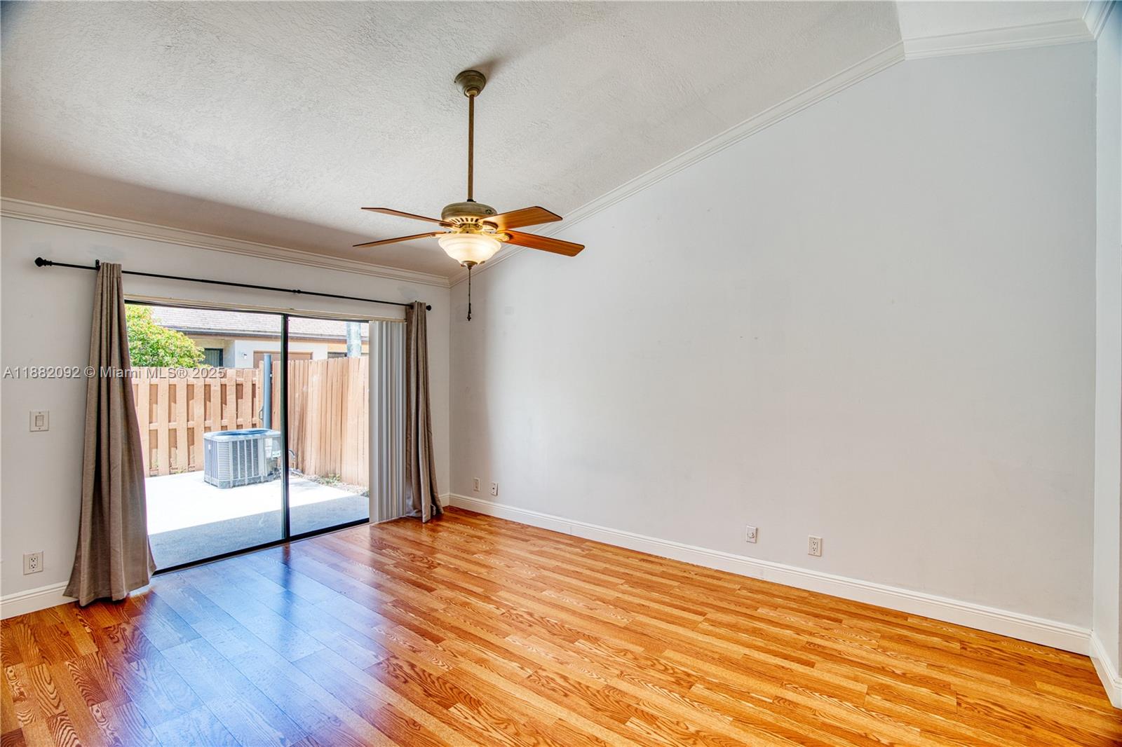 CINNAMON 1 - Residential