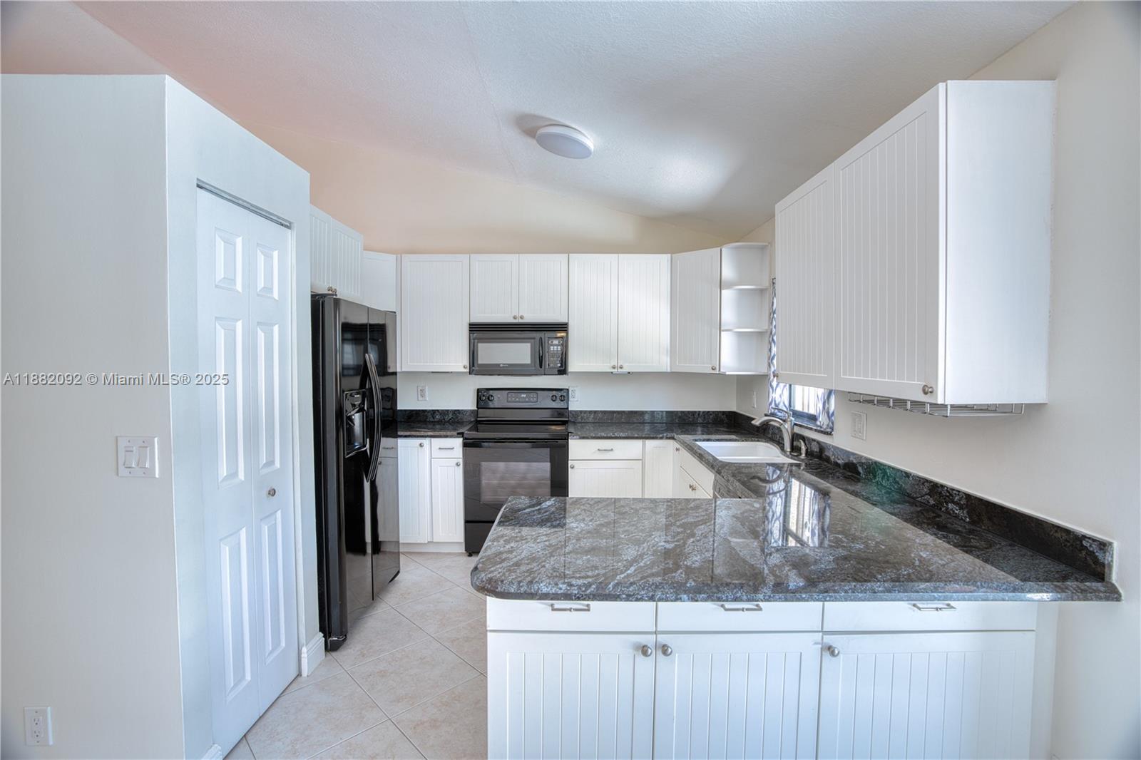 CINNAMON 1 - Residential