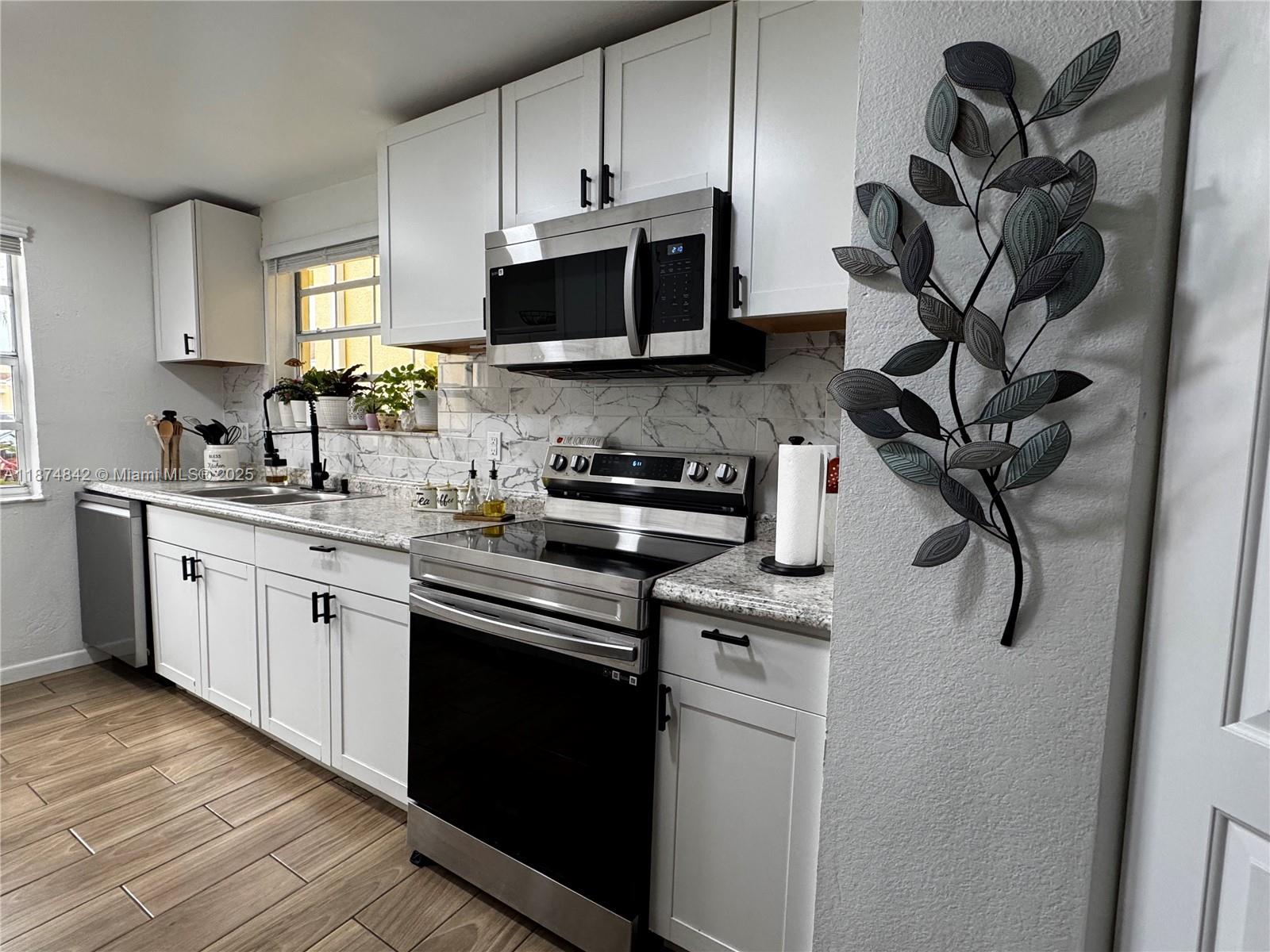 KEYS GATE CONDO NO SEVEN - Residential