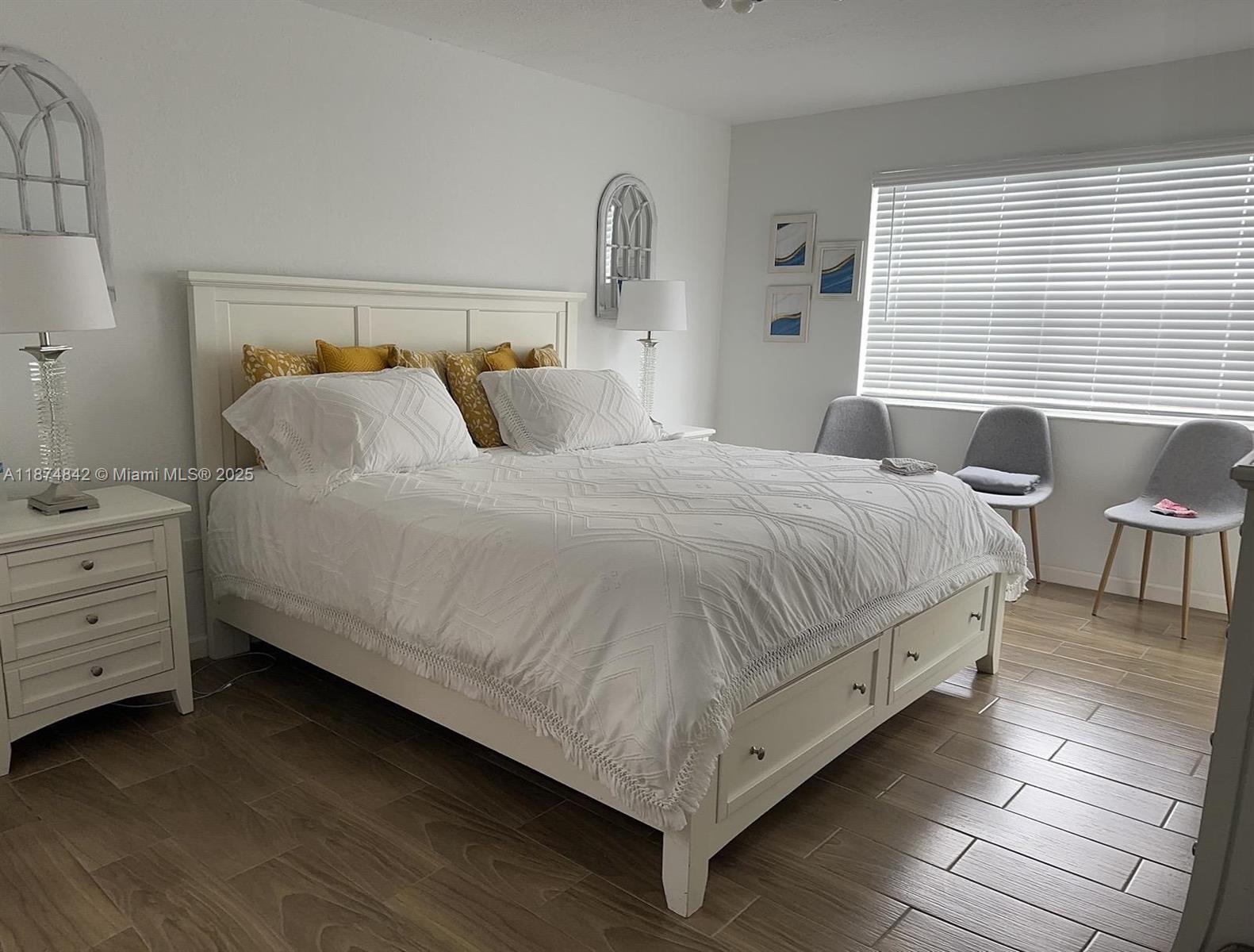 KEYS GATE CONDO NO SEVEN - Residential