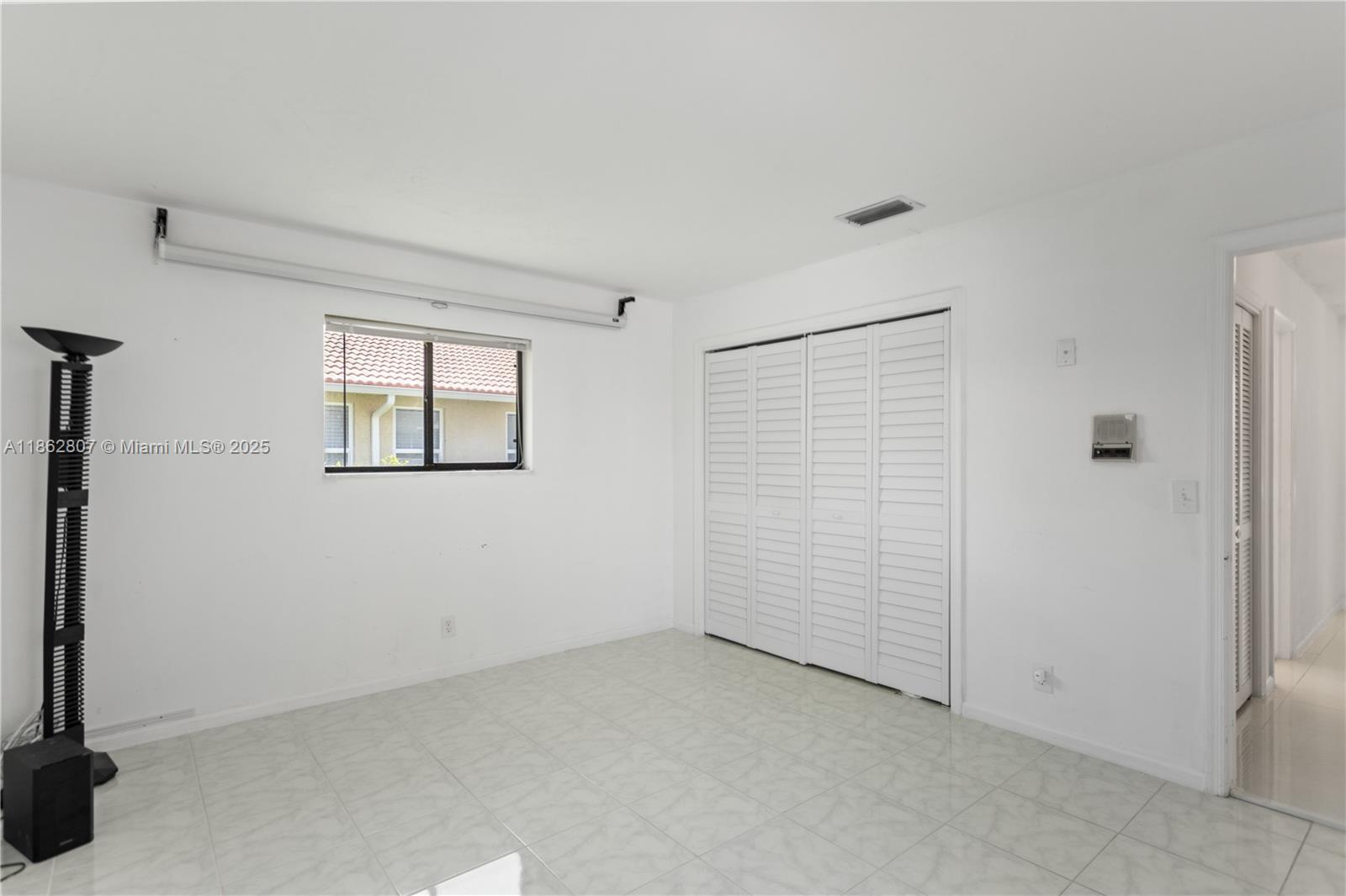 CRANBROOK LAKE ESTATES - Residential