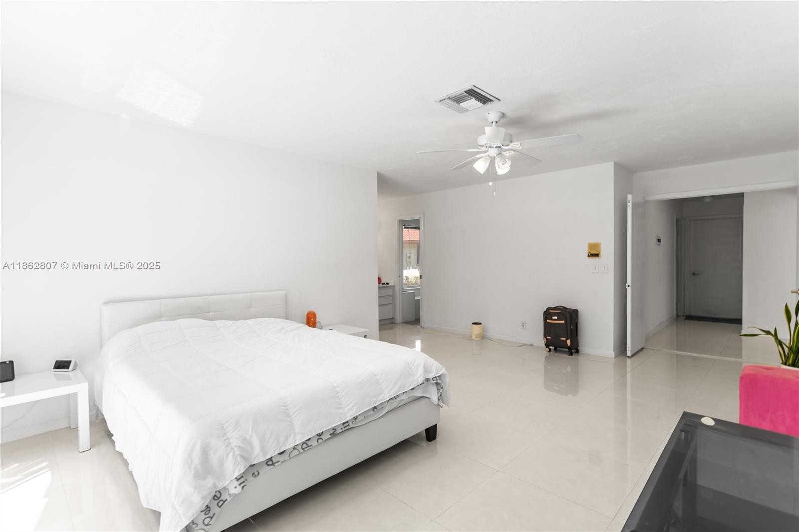 CRANBROOK LAKE ESTATES - Residential