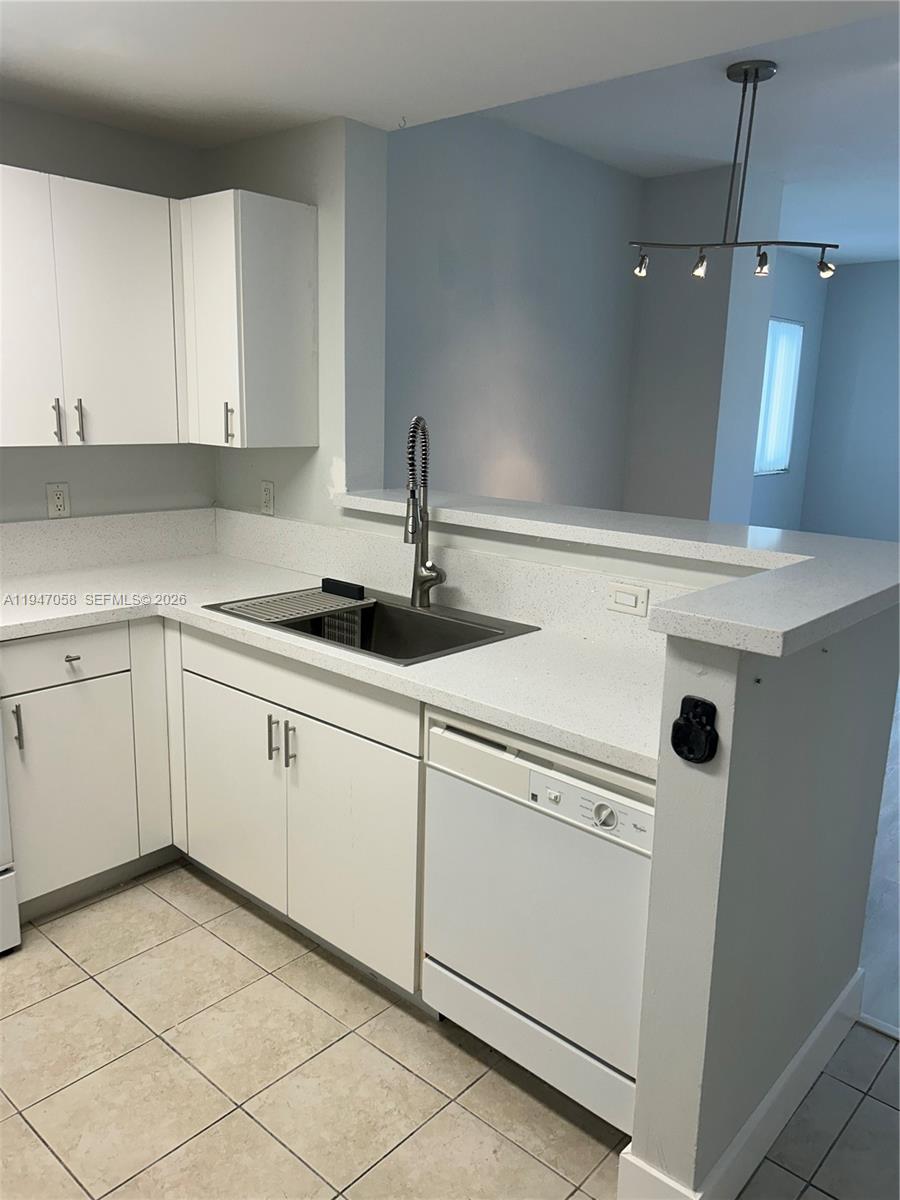 TEN ARAGON CONDO - Residential