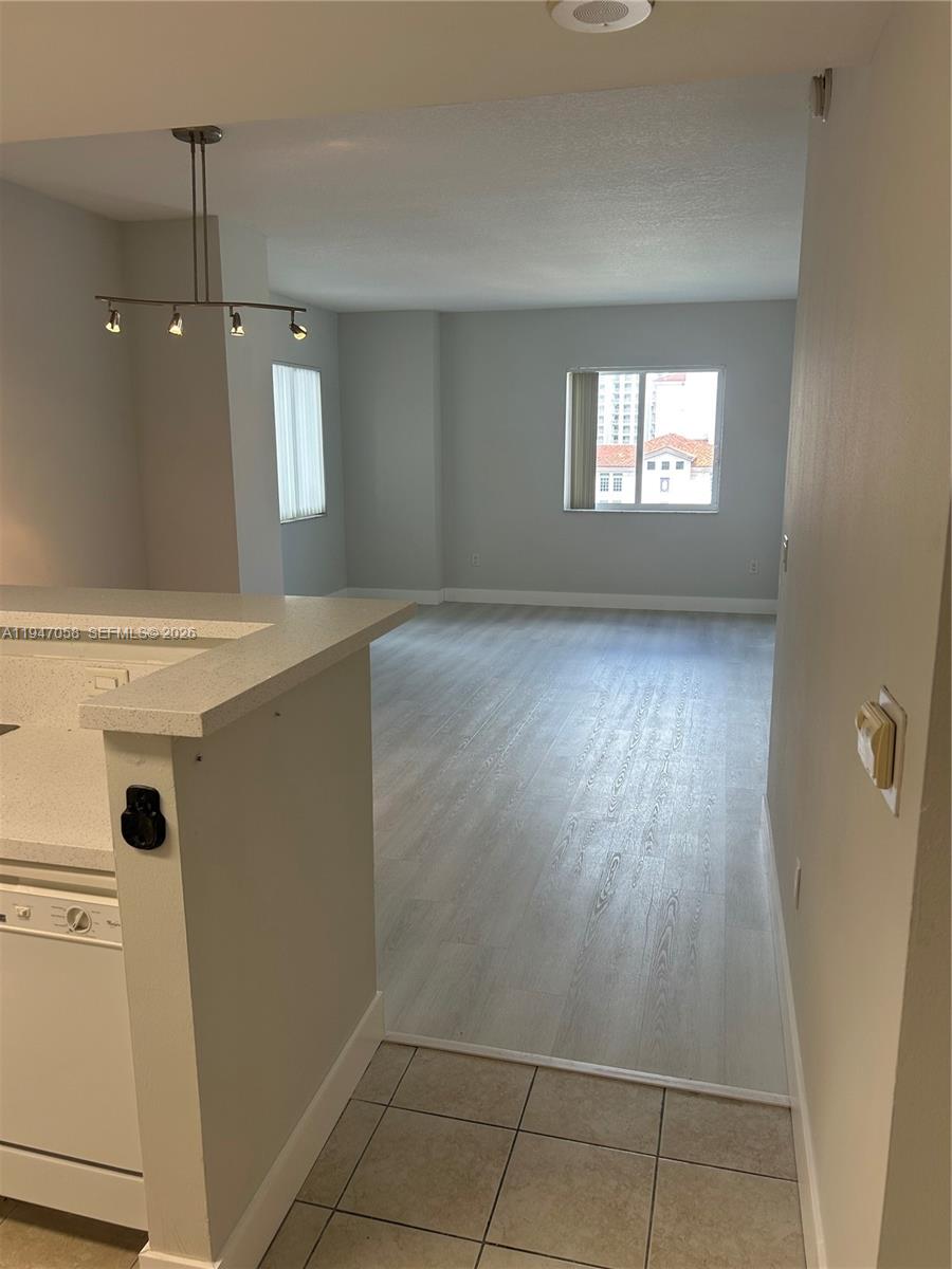 TEN ARAGON CONDO - Residential