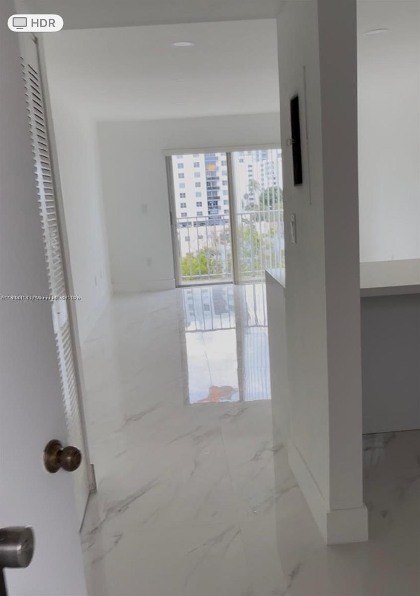 71 ST BYRON CONDO - Residential Lease