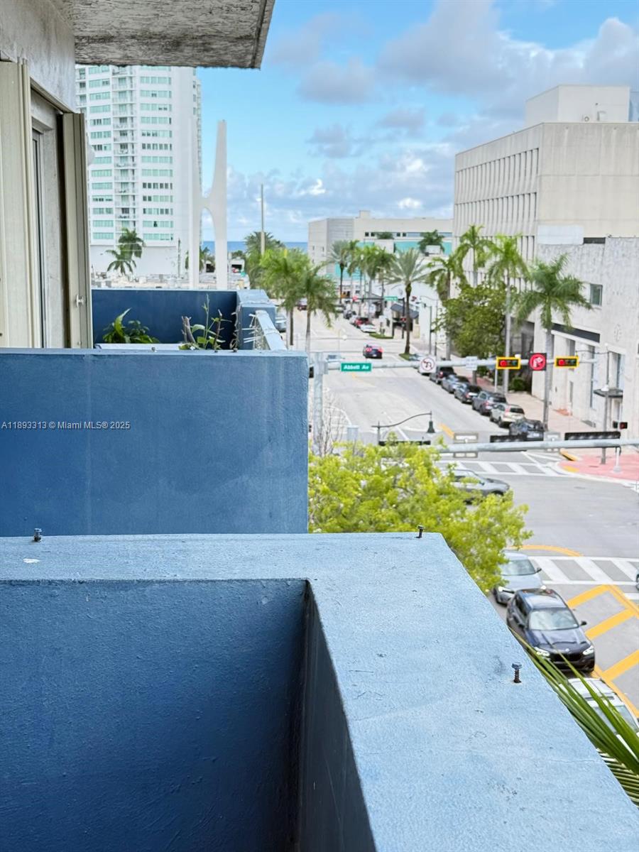 71 ST BYRON CONDO - Residential Lease