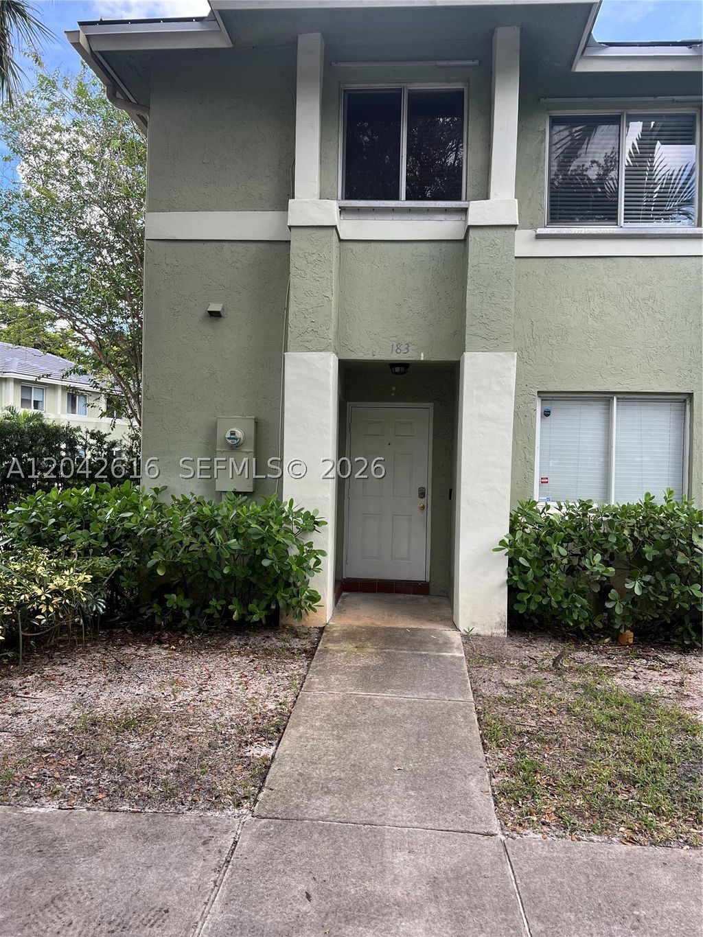 Photo of 183 Hidden Ct Rd #F-33, Hollywood, FL 33023 (MLS # A12042616)