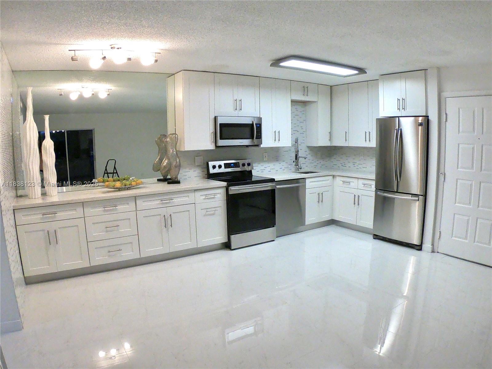 4760 NW 102nd Ave 105-12