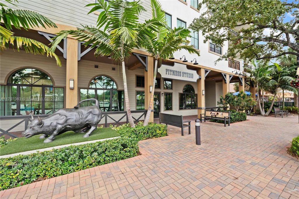 Photo of 4100 SW 64th Ave #213, Davie, FL 33314 (MLS # A11707083)