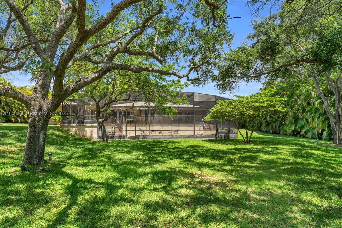 WARWICK MANOR 1ST ADDN - Residential