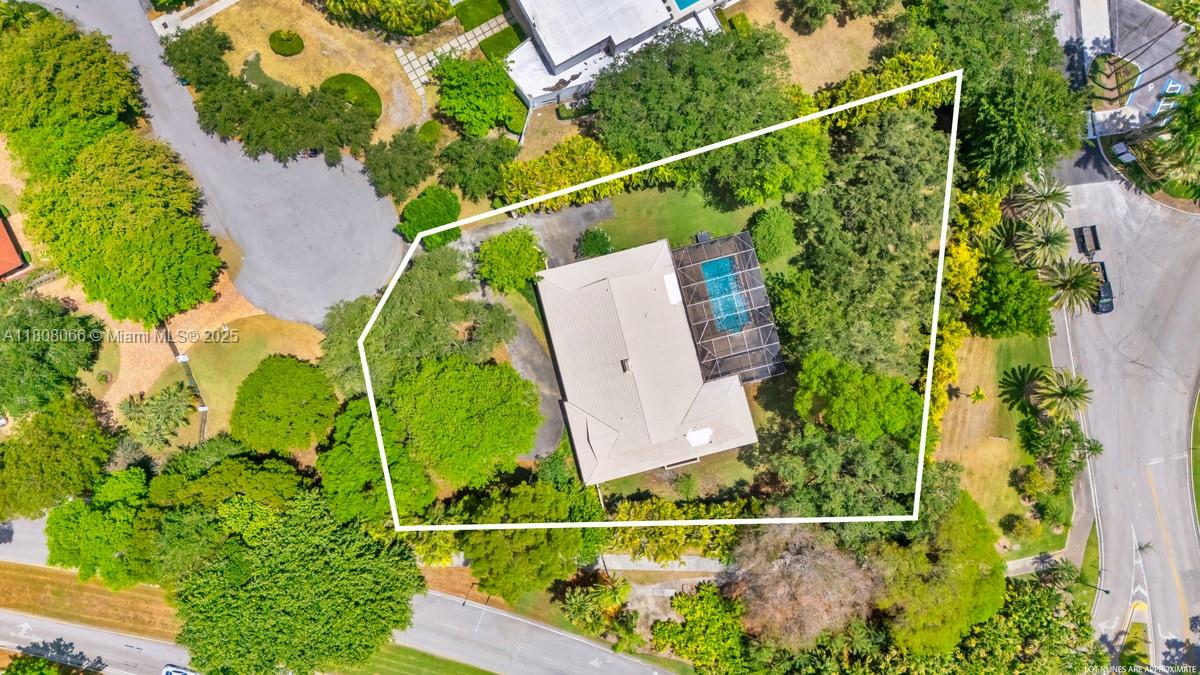 WARWICK MANOR 1ST ADDN - Residential