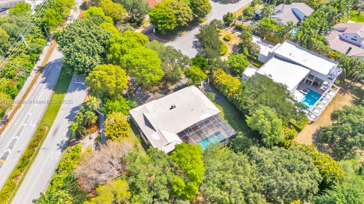 WARWICK MANOR 1ST ADDN - Residential