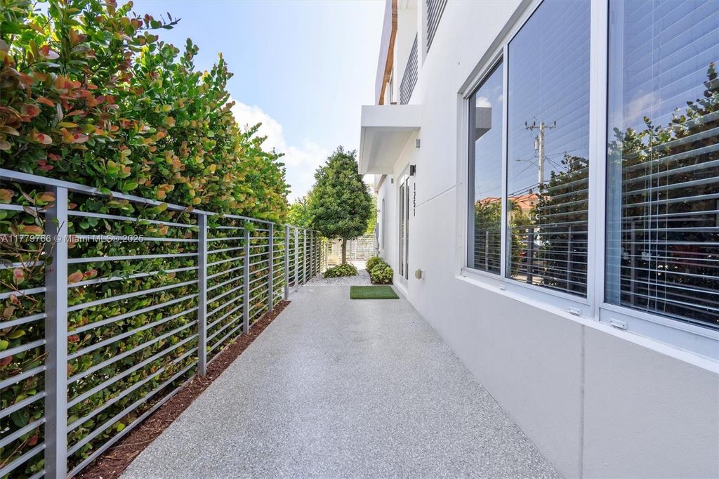 Photo of 1251 NE 18th Ave, Fort Lauderdale, FL 33304 (MLS # A11779766)