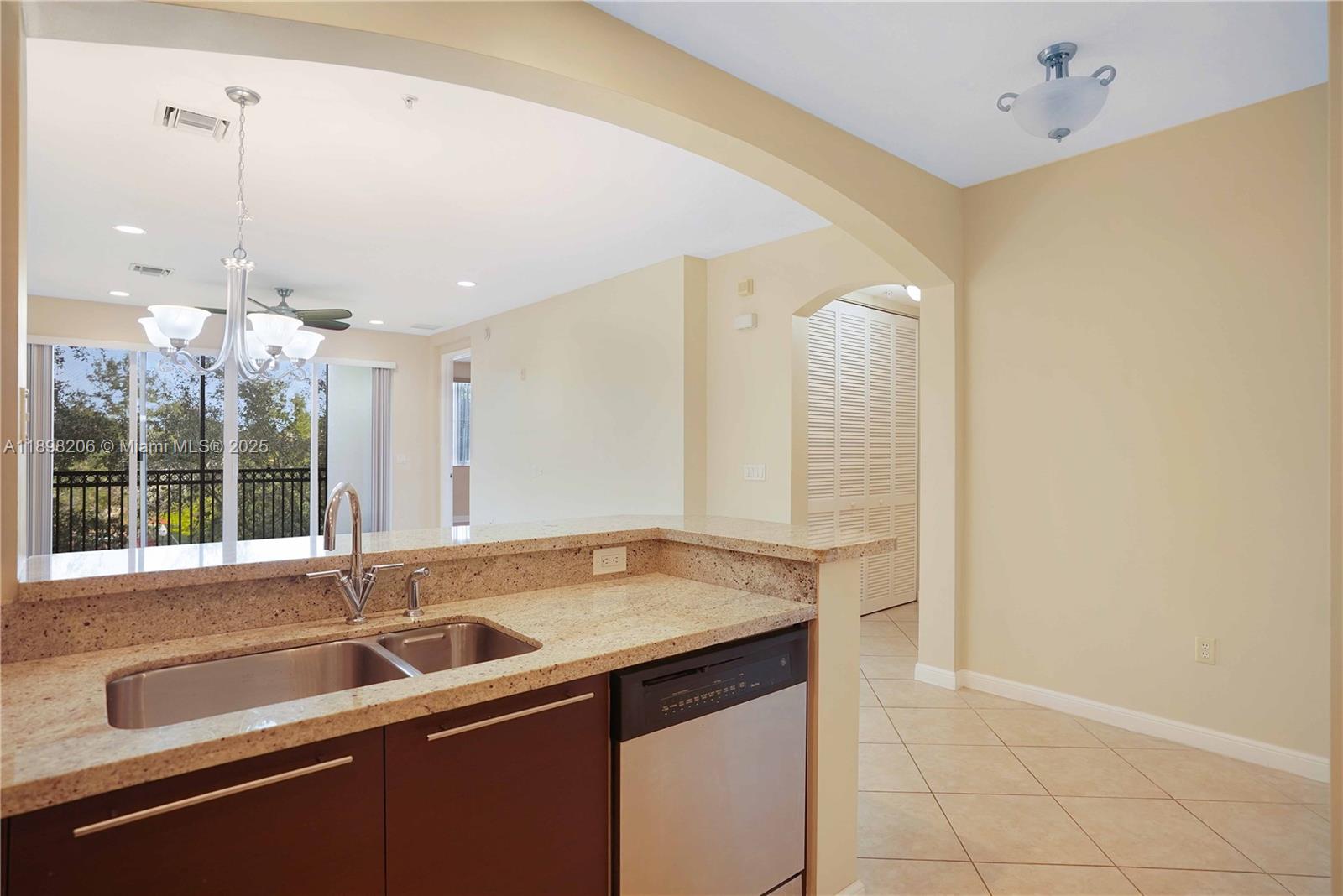VILLA BIARRITZ CONDO - Residential