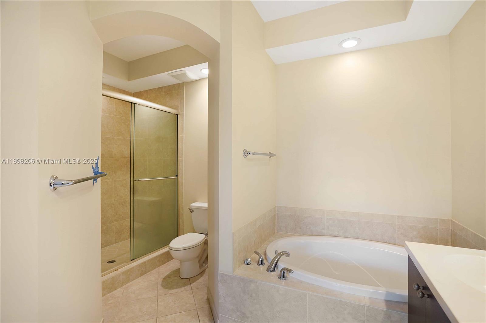 VILLA BIARRITZ CONDO - Residential