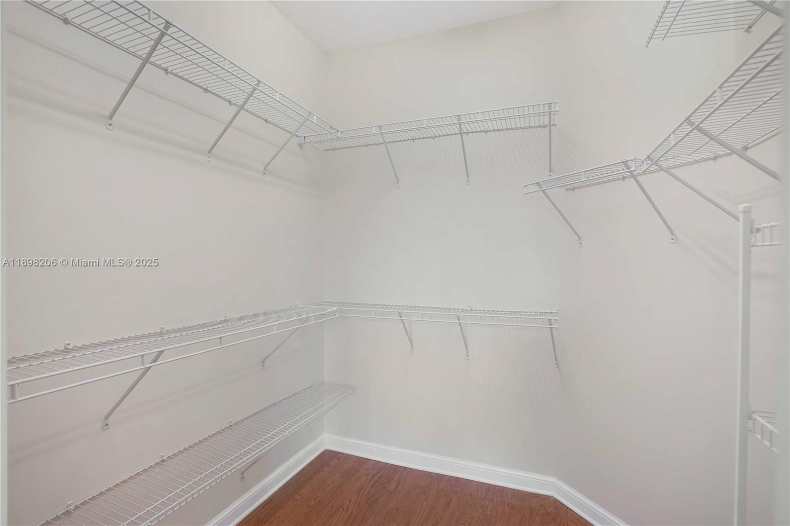VILLA BIARRITZ CONDO - Residential