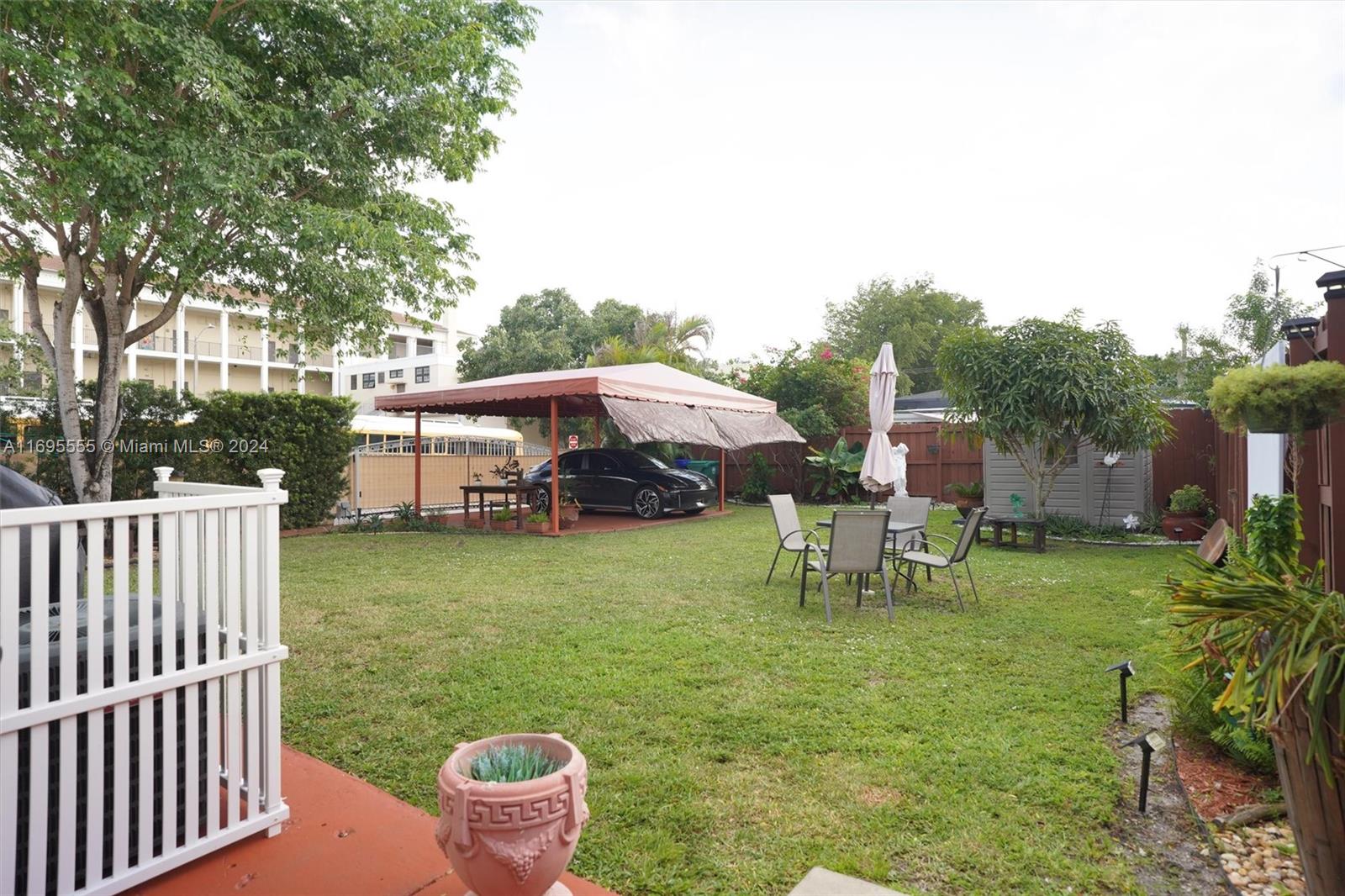 SAWYER & ROBERTS ADDN - Residential