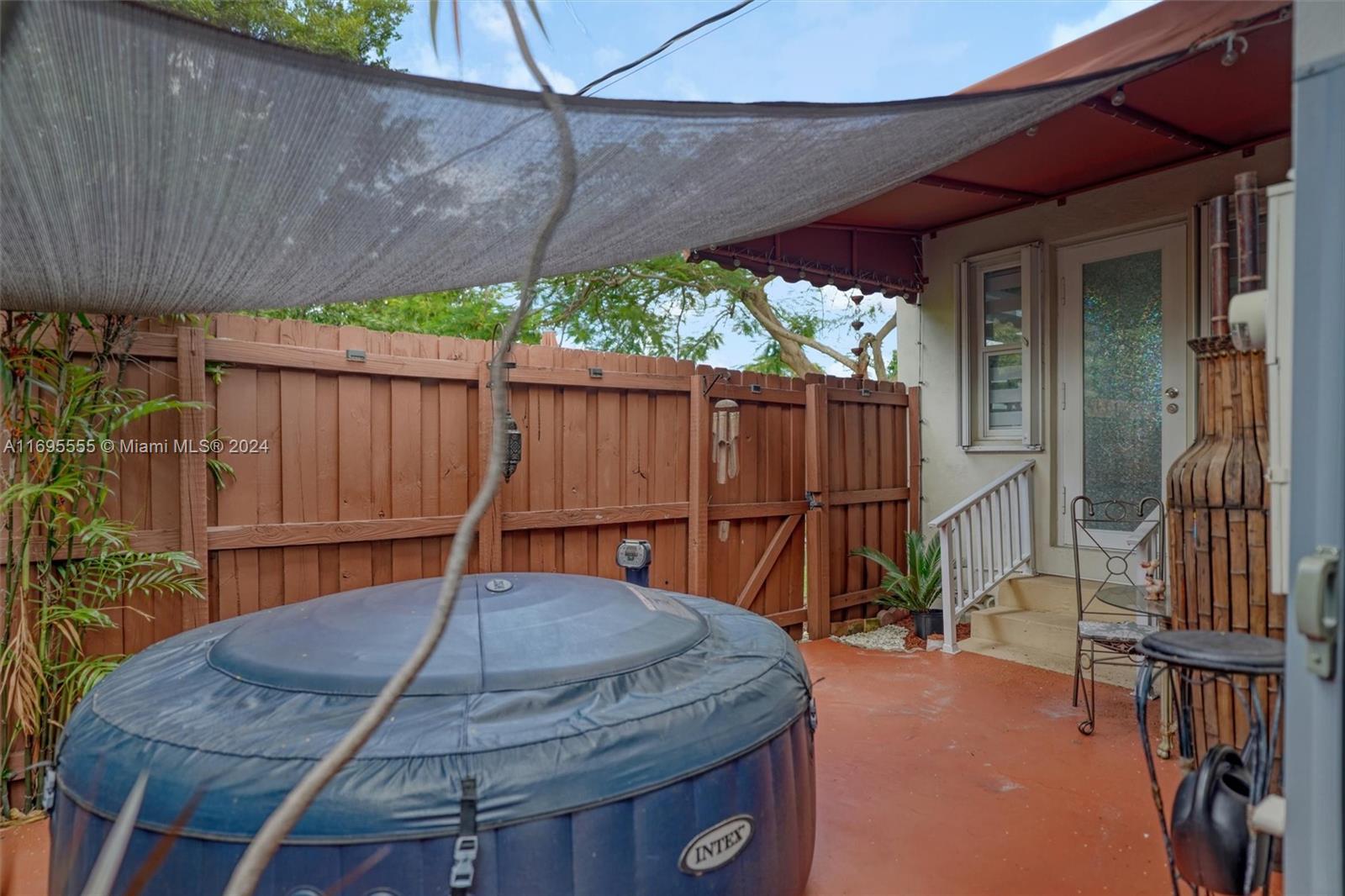 SAWYER & ROBERTS ADDN - Residential