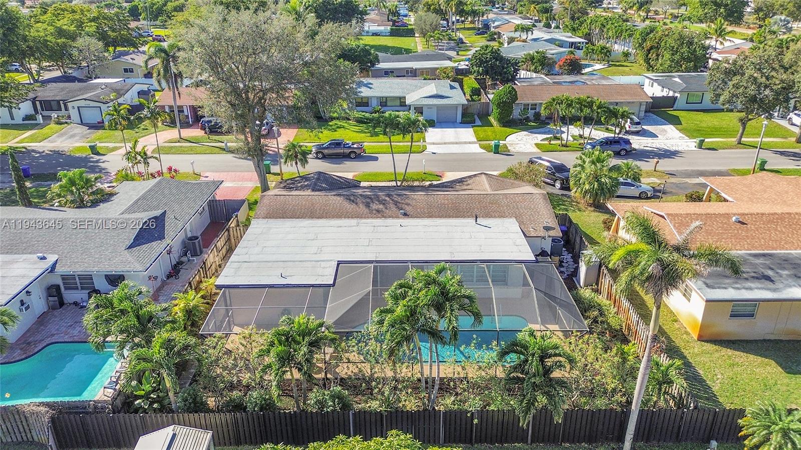 PEMBROKE LAKES SEC 2 - Residential