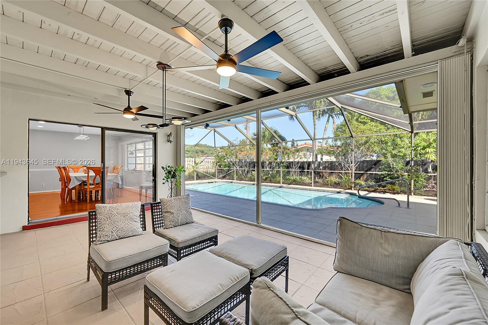 PEMBROKE LAKES SEC 2 - Residential