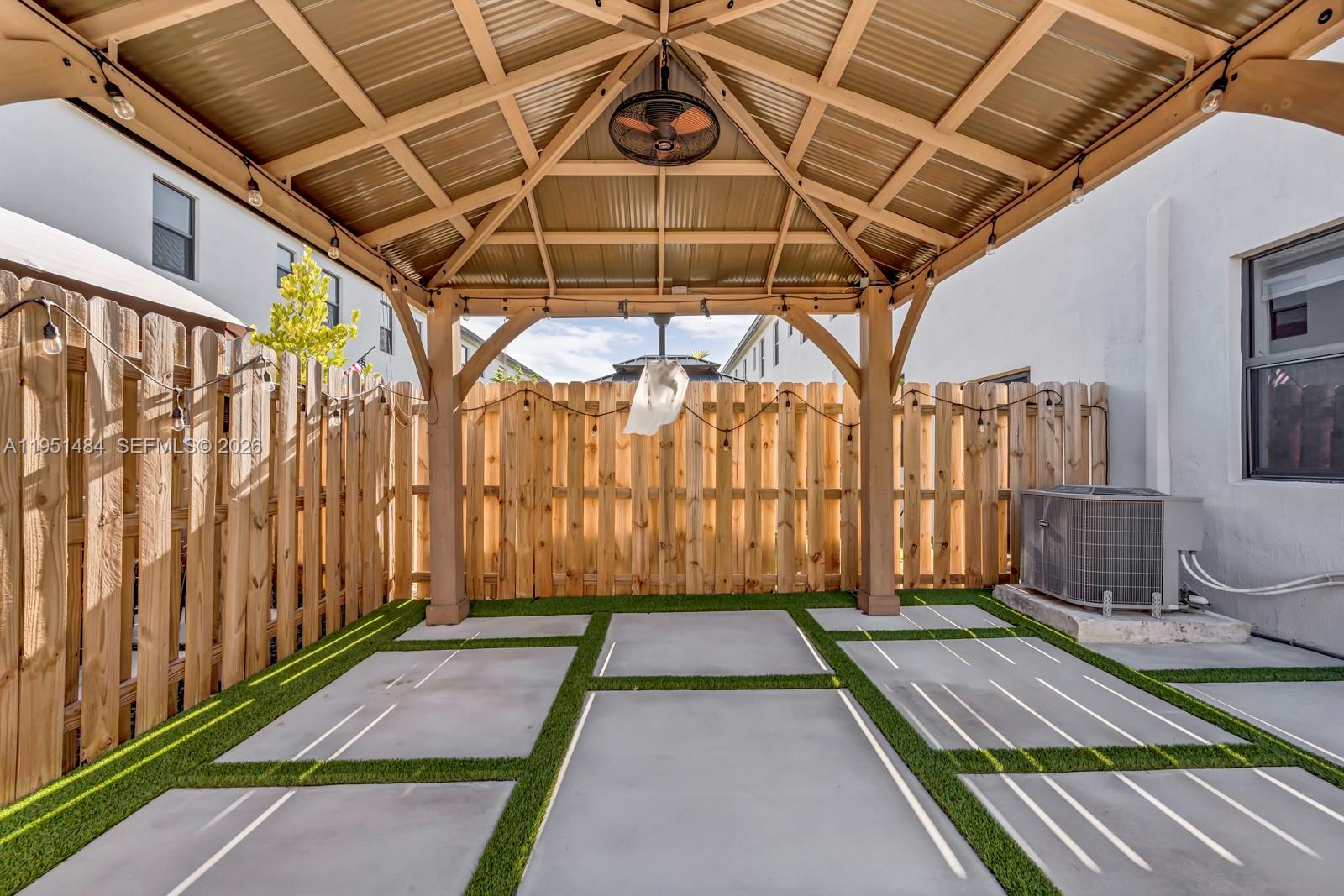 Pine Vista - Residential