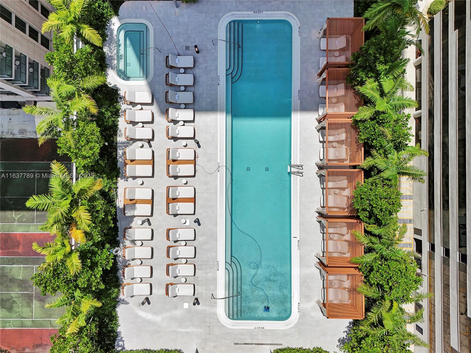 COCONUT GROVE - Residential