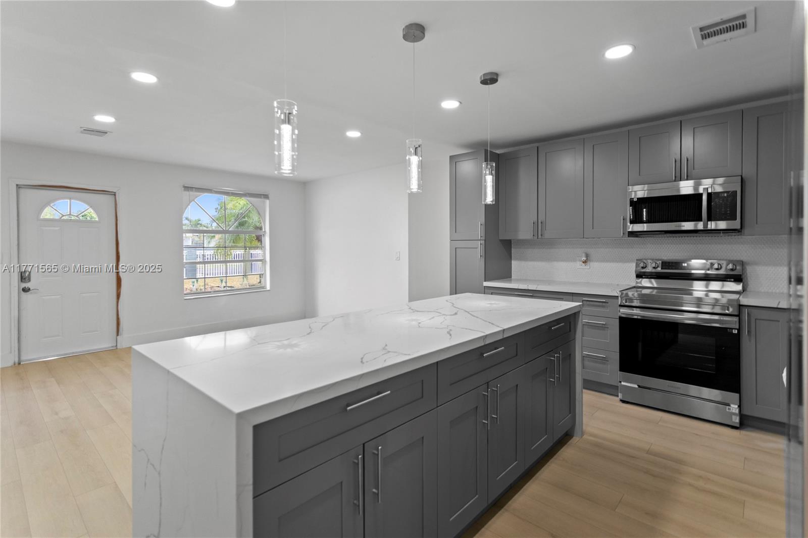 2560 NW 122nd St 2560