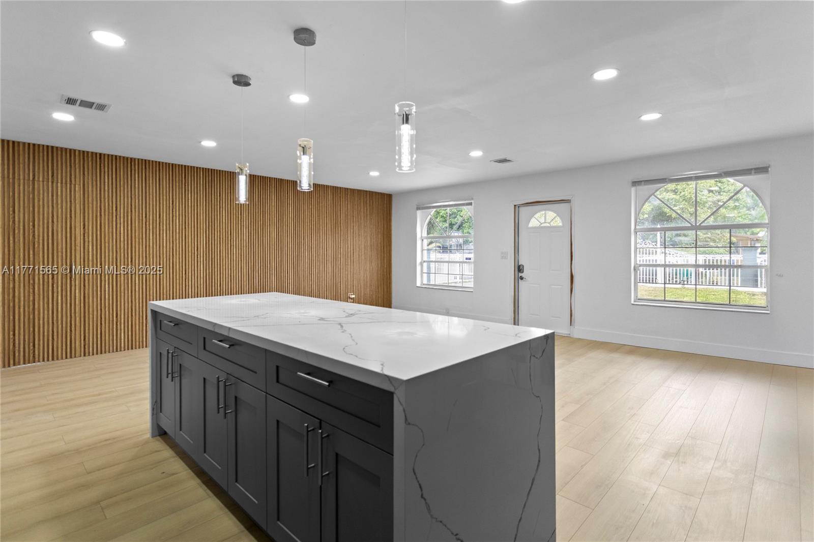 2560 NW 122nd St 2560