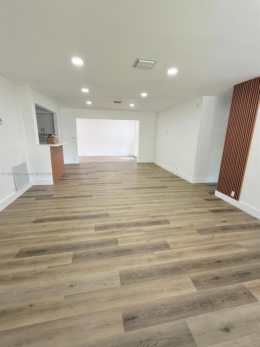 NORTH SHORES - Residential